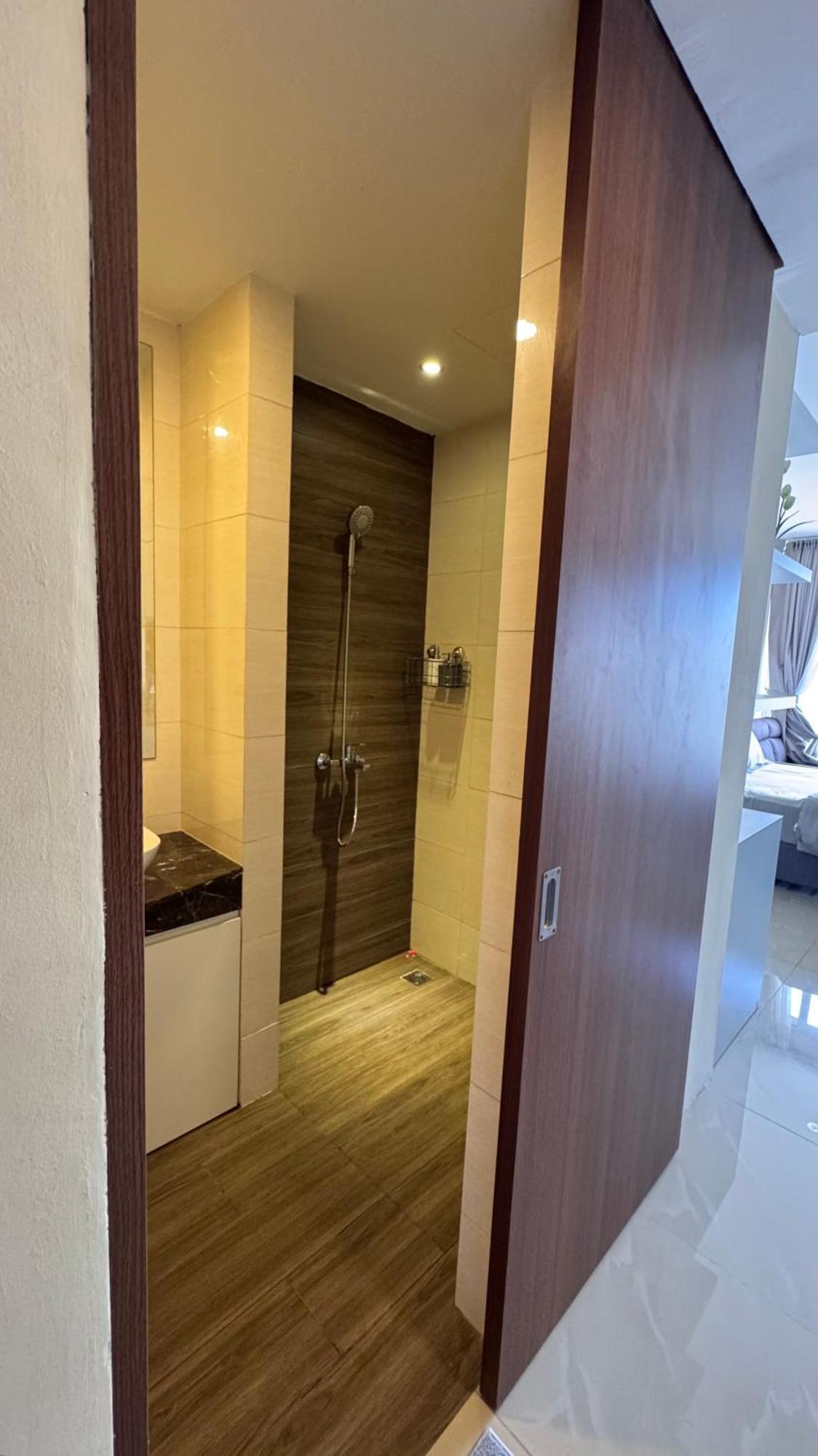 Nagoya Thamrin Apartment High Floor With View Dış mekan fotoğraf