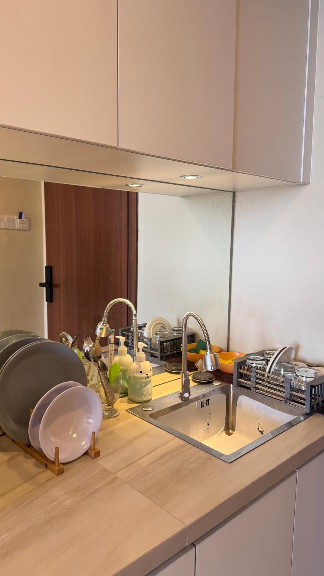 Nagoya Thamrin Apartment High Floor With View Dış mekan fotoğraf
