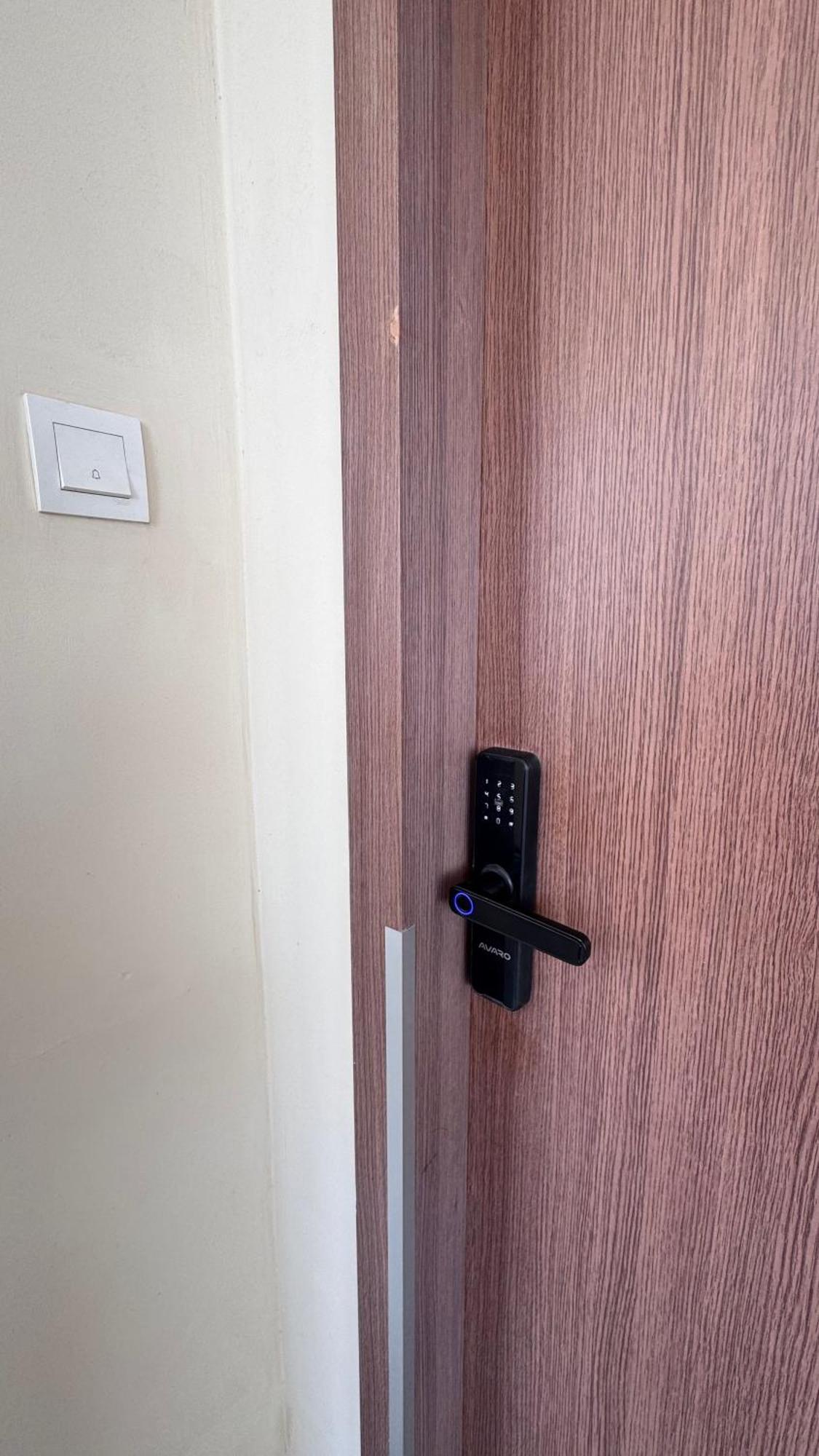 Nagoya Thamrin Apartment High Floor With View Dış mekan fotoğraf